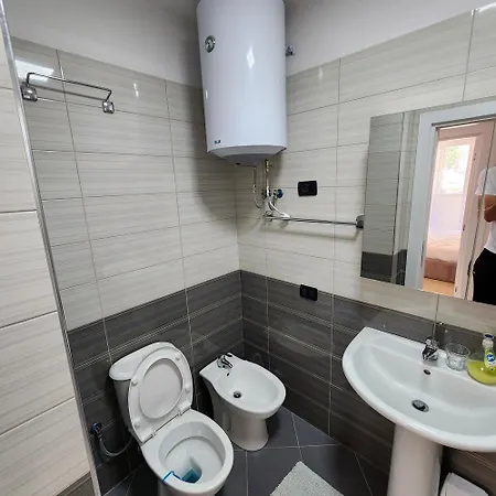 Luxury In * Shëngjin