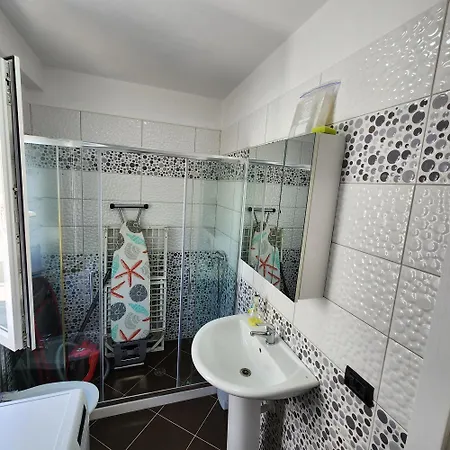 Luxury In Apartamento Shëngjin